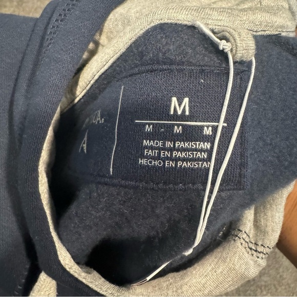 Antigua Braves MLB Pullover Long-Sleeve Hoodie Color Navy Size M - Picture 7 of 7